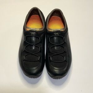 Sleek Black Women's Athletic Shoes